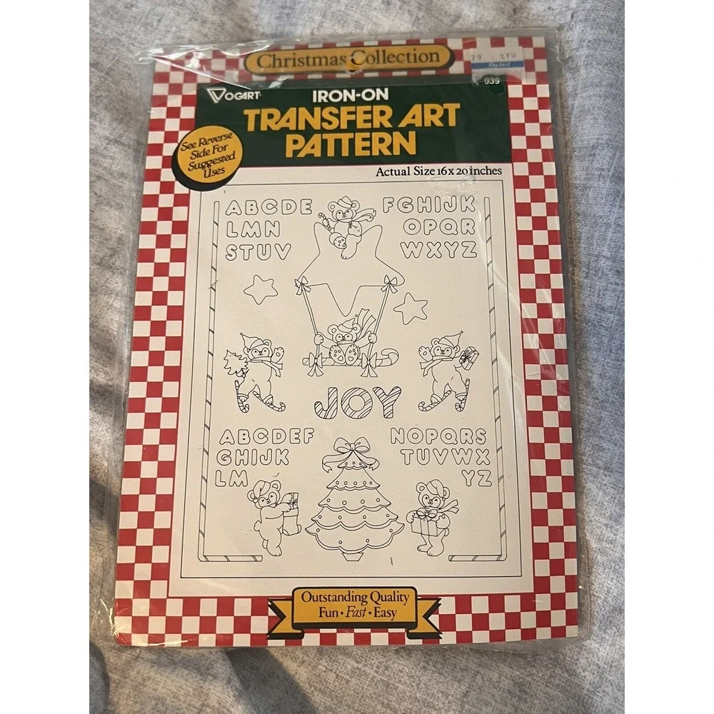 Vogart Iron-On Transfer Art Pattern Christmas Bears 16x20 Vintage‎